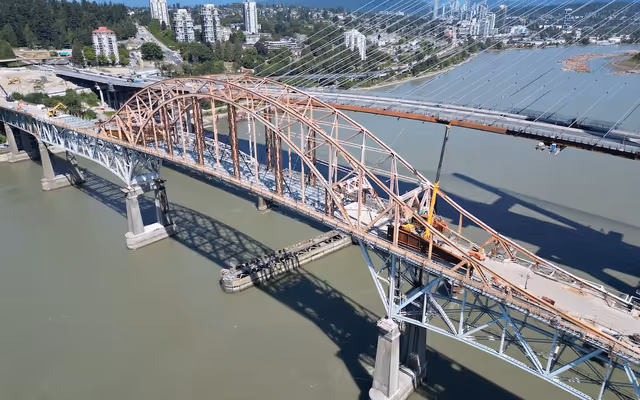 Old Pattullo Bridge arches to come down within 60 hours this Thanksgiving weekend