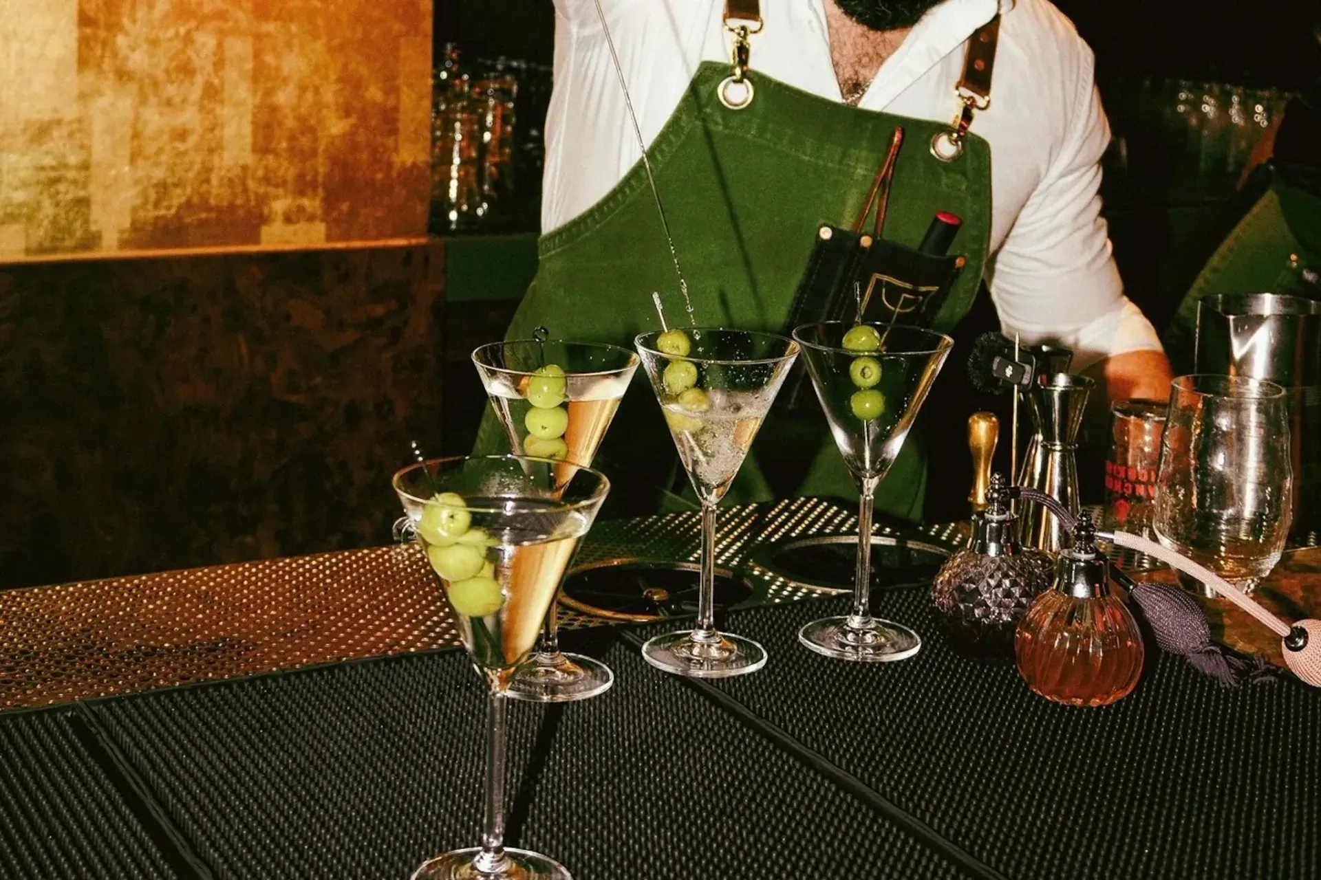 Vancouver bar hands over the reigns for monthly 'guest shift' series