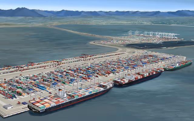 Battle over Metro Vancouver superport expansion concepts ends in surprise alliance