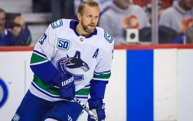 Sedins recruit Edler to rejoin Vancouver Canucks: report