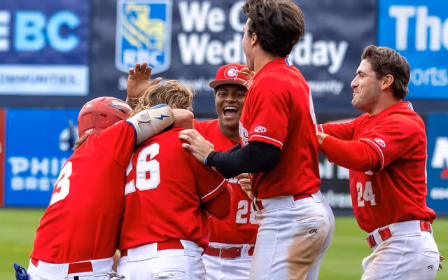Vancouver Canadians gear up for playoffs with 75-cent hot dogs and $5 beers