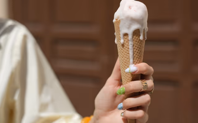 Vancouver forecast calls for near 40°C humidex with risk of thunder before shift