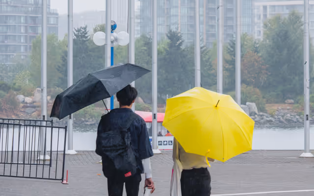 Showers return to Vancouver weather forecast as temperatures will soon dip