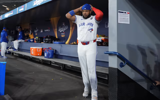 Vladimir Guerrero Jr. raises eyebrows on day Blue Jays miss playoffs