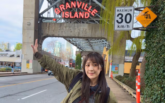 Japanese pro-wrestler confused by one key feature on Vancouver buses