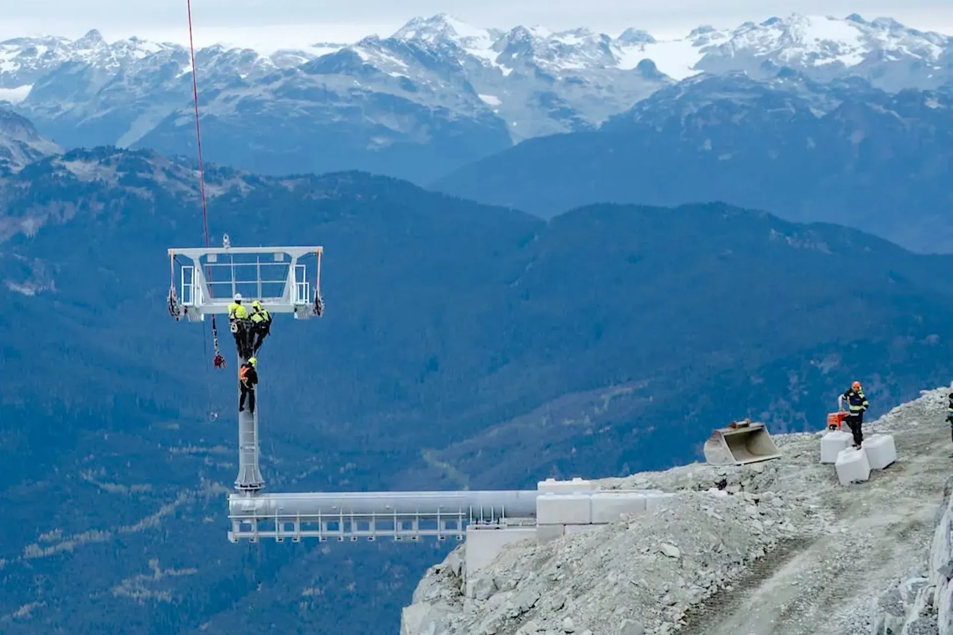 Engineering feat puts Whistler Blackcomb's new chairlift tower over a cliff