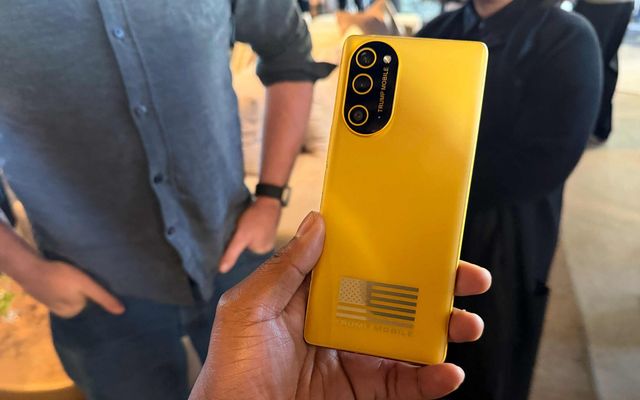 Trump Phone is a gold-painted HTC phone from two years ago