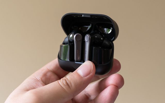 EarFun Air Pro 4+ review: Decent earbuds for the price
