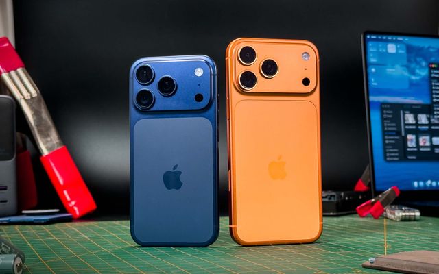 Folding iPhone Ultra still on track for September: report