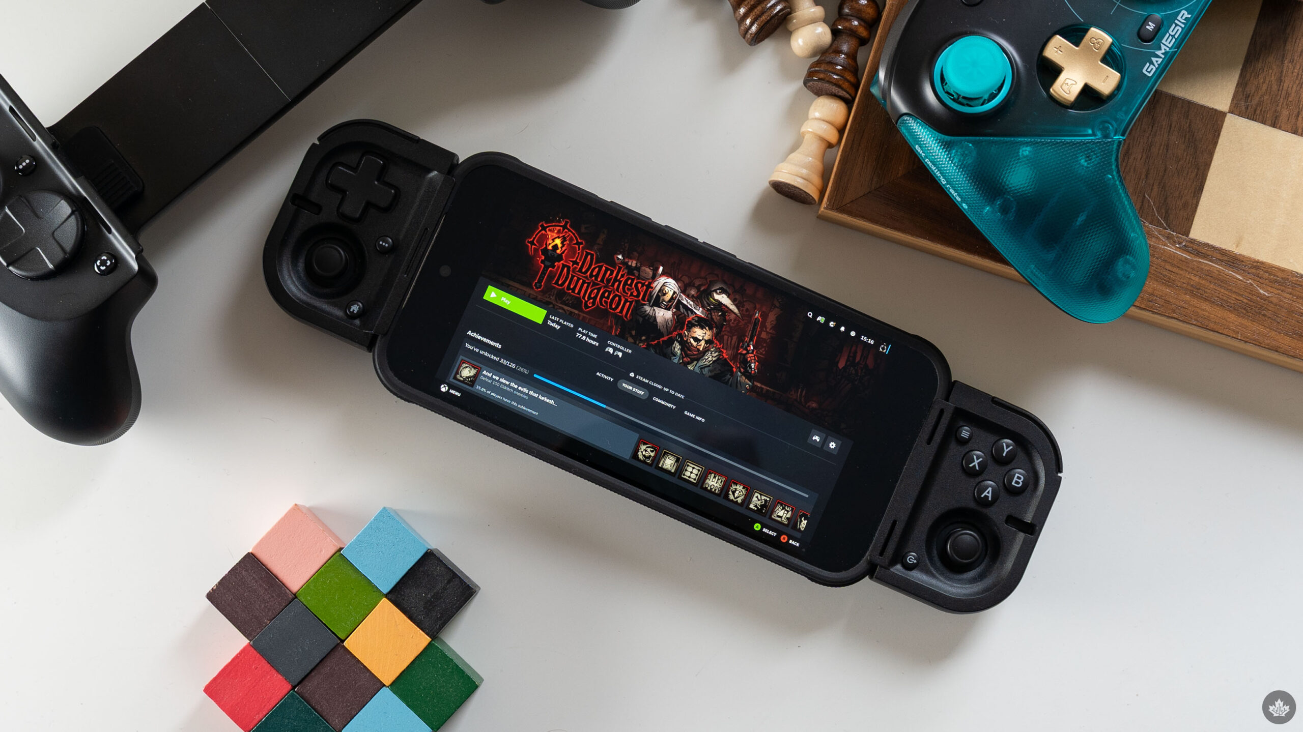 Razer Prio is great for portable gaming, cramped controls aside