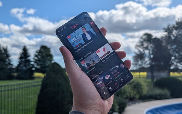 Bell giving some TSN subscribers free upgrade to premium
