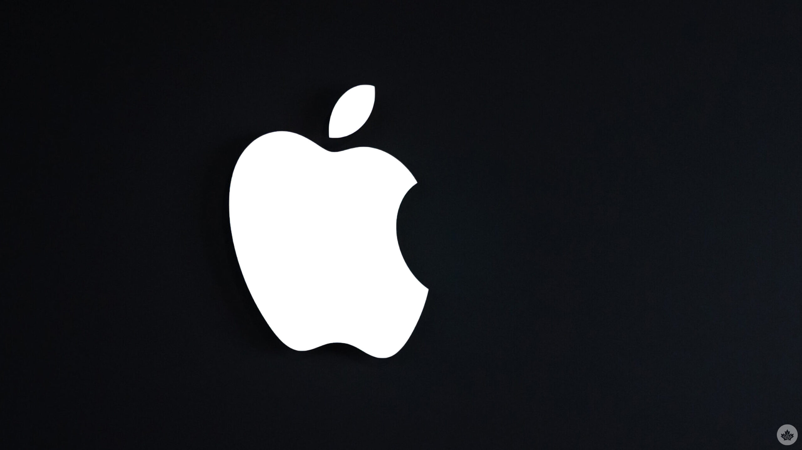 Apple iPhone ‘Antennagate’ Q&A video emerges online 16 years later