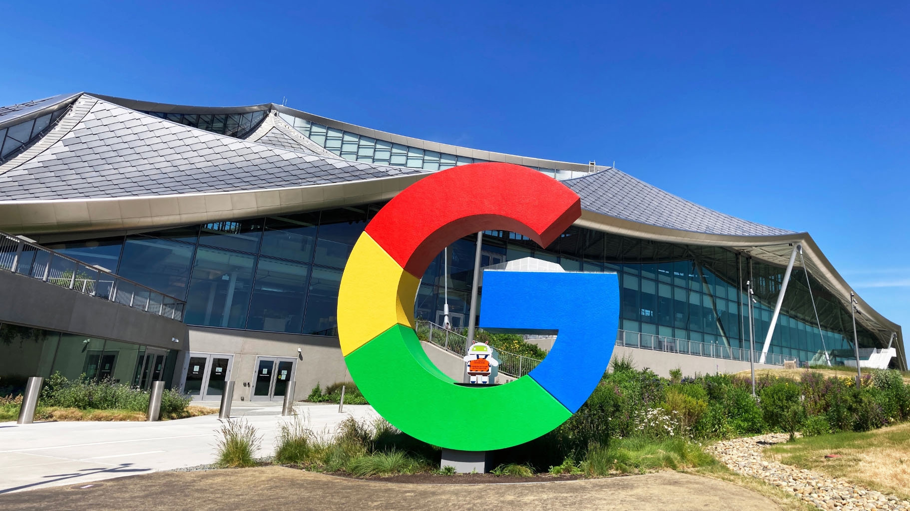 Google Canada starts using account activity to estimate your age