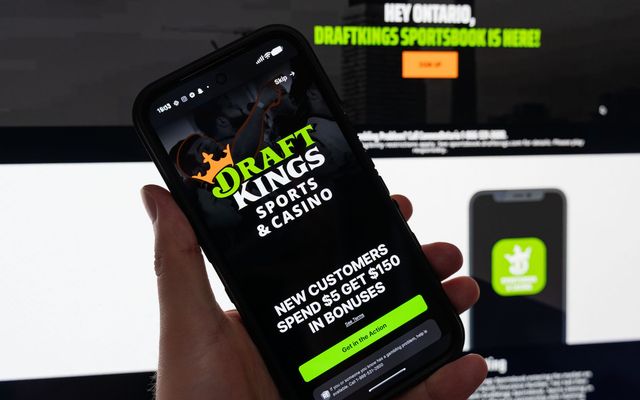 DraftKings is using AI to target losing bettors with ads