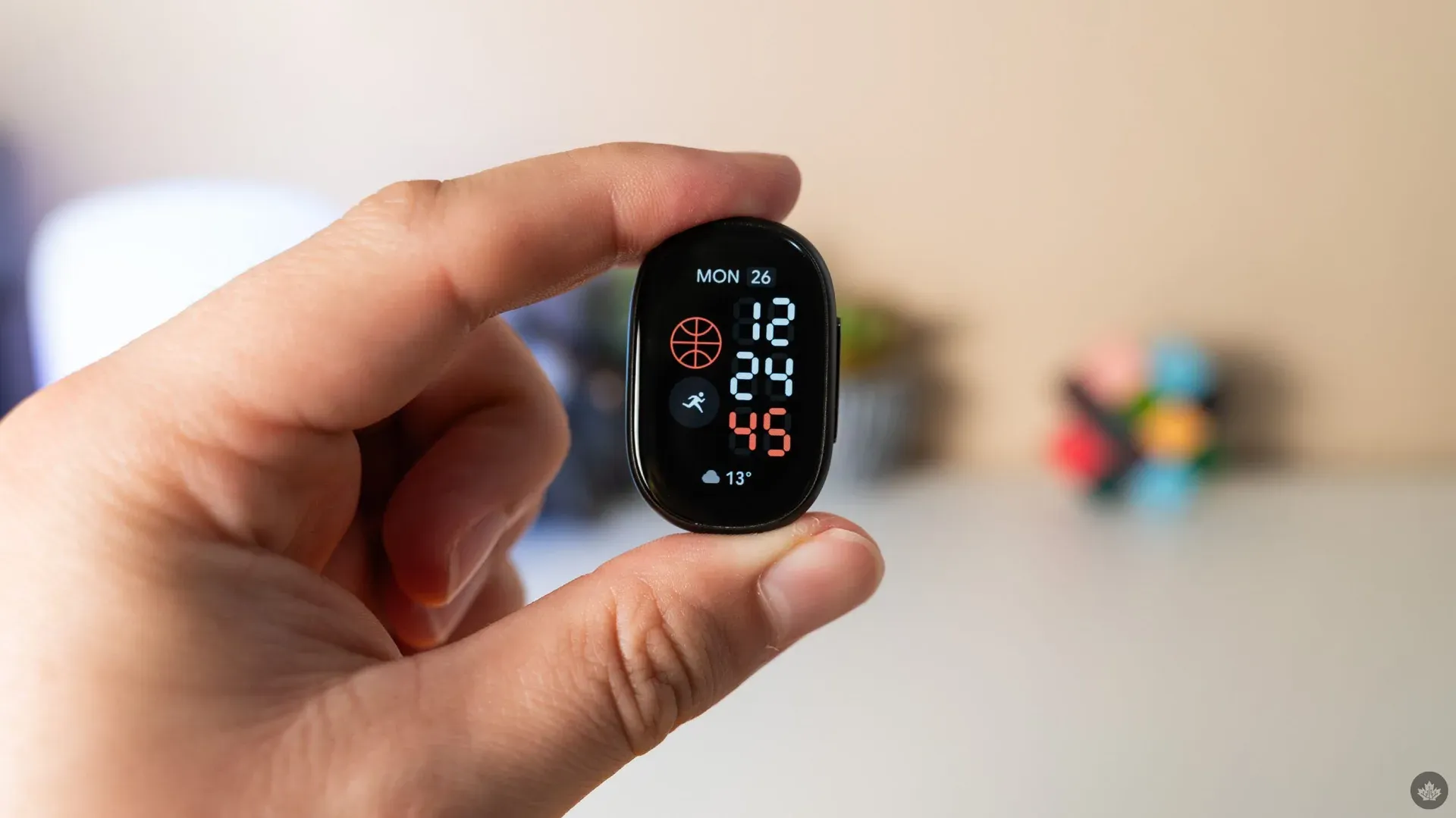 Google Fitbit Edge review: Middle child energy