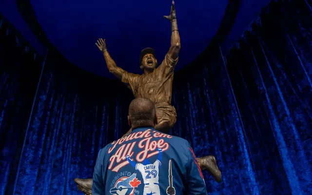 ‘Took them long enough’: Blue Jays fans celebrate Joe Carter statue honouring iconic World Series moment