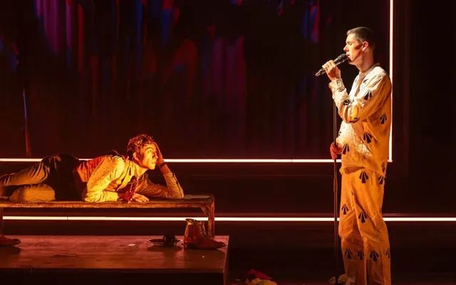 Oscar Wilde’s tragic love story is coming to a Toronto stage this November