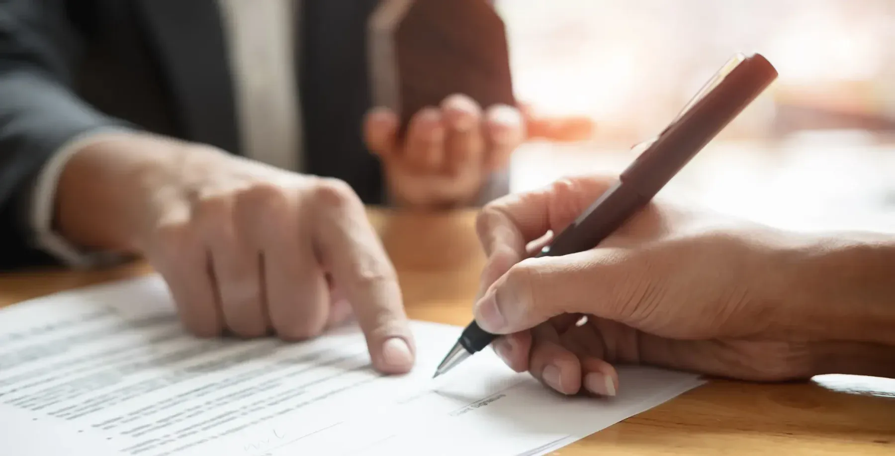 ‘You could be signing away your rights’: Ontario lawyer shares what laid-off workers should know about severance