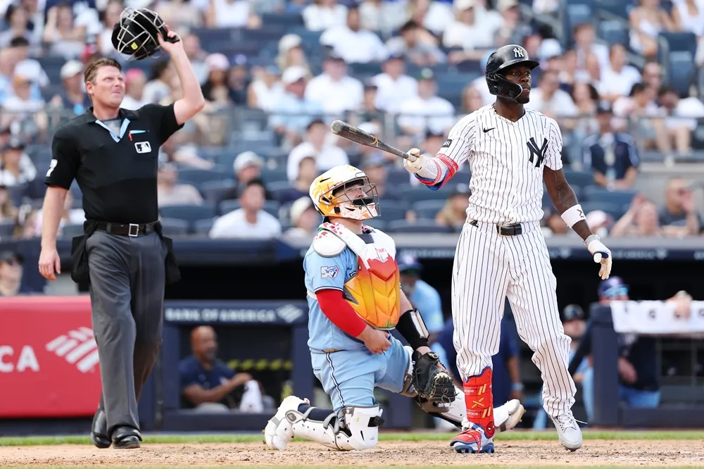 Blue Jays unravel in the sixth against Yankees, string of series wins ends at seven
