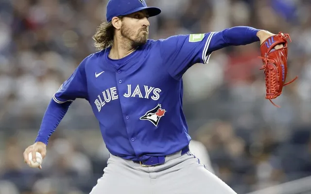 Former Blue Jays fave Kevin Gausman pens an emotional thank-you: “Love you all”