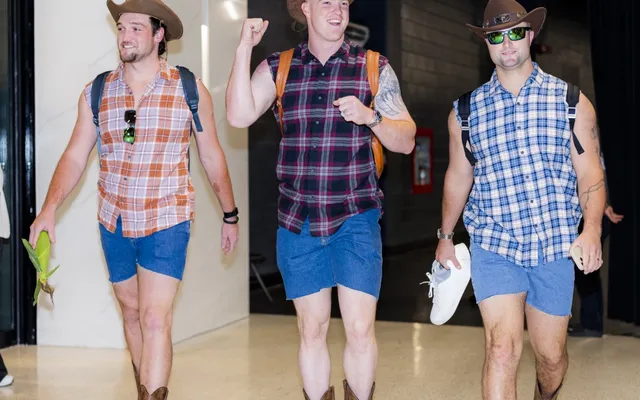 Blue Jays rookies show off cowboy outfits on Texas trip: Who wore it best?