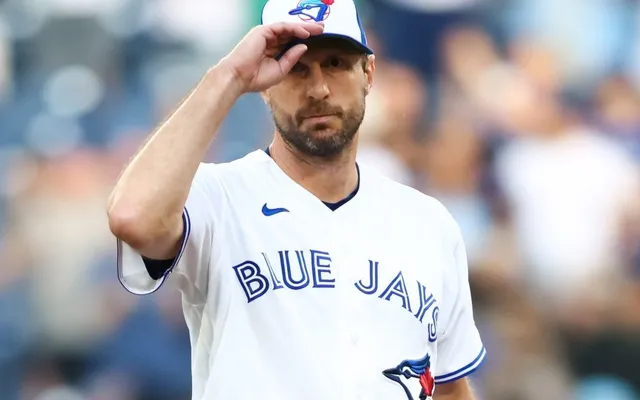 Blue Jays place veteran RHP Max Scherzer on IL because of back spasms