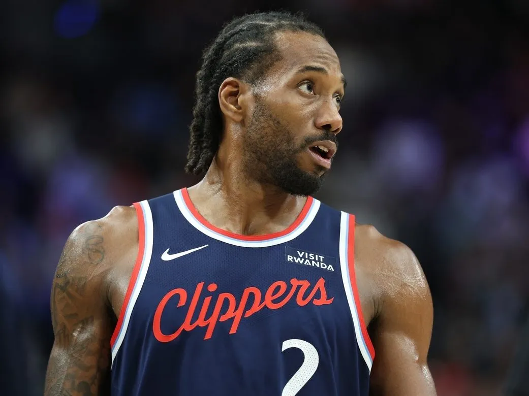 SIMMONS: Kawhi Leonard is our scumbag now