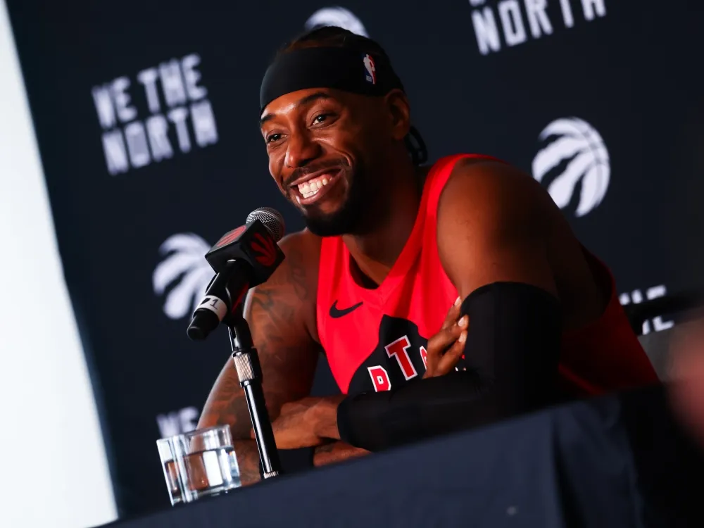 Kawhi Leonard's taking it slow but already impressing Raptors