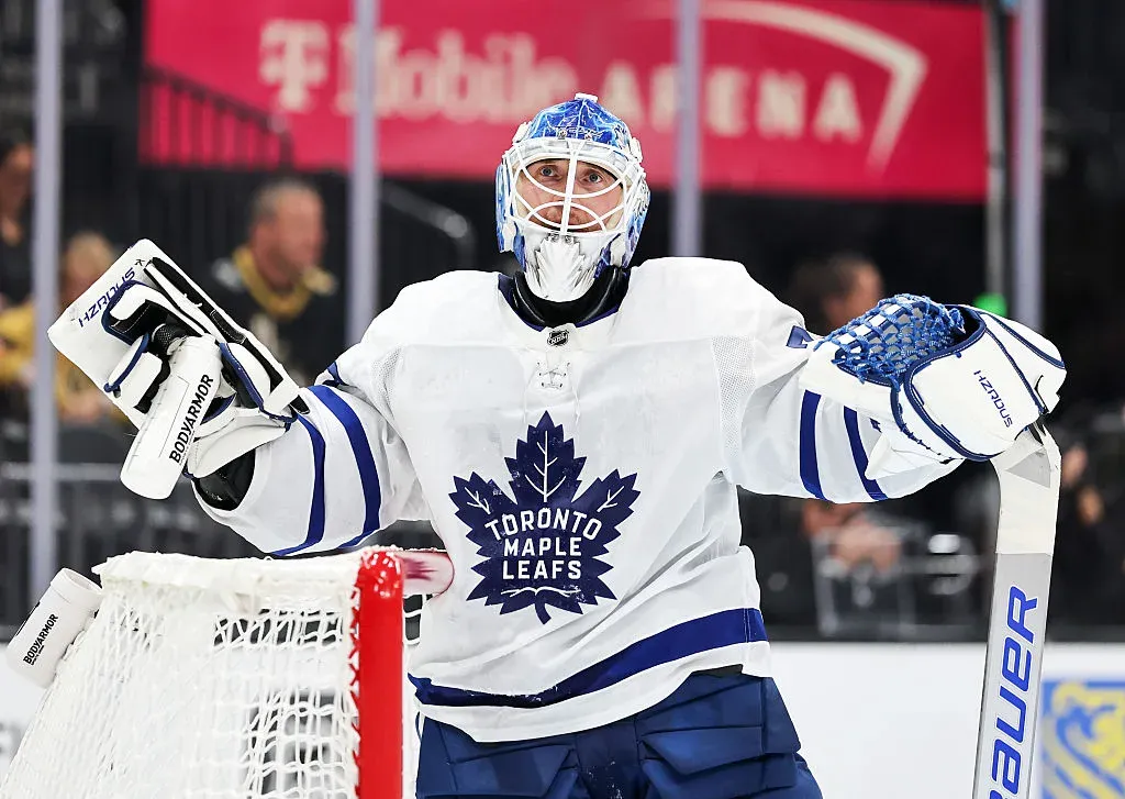 Inside The Leafs: Sergei Bobrovsky steals a point in Vegas