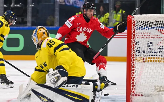 Maple Leafs past and present shine as Canada beats Sweden at world championship