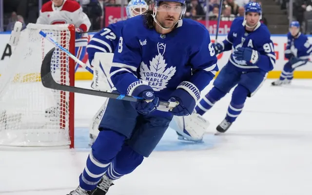 SIMMONS: Why the Maple Leafs are in trouble if Chris Tanev is out for long