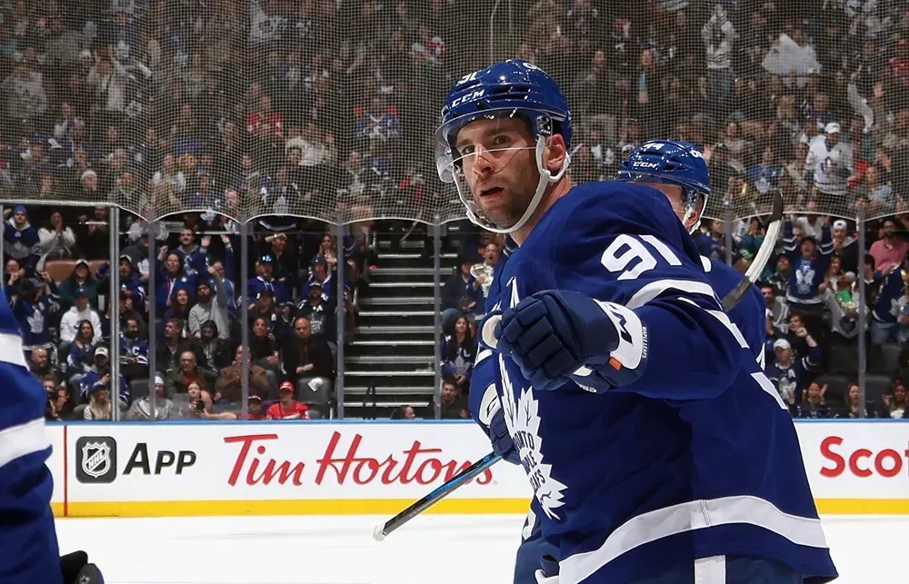 Why John Tavares flew back and forth for his new son and Maple Leafs