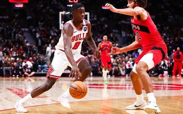 Raptors rookie Allen Graves on first NBA game, rebounding and Drake