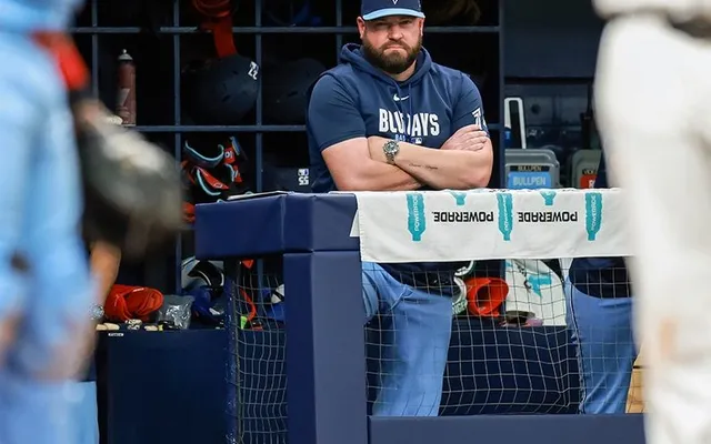 SIMMONS SAYS: Blue Jays manager John Schneider must be doing something right