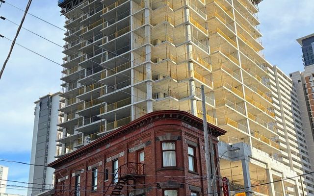 Residential Rental 'The Bourne' Climbs Above Heritage Base on Sherbourne