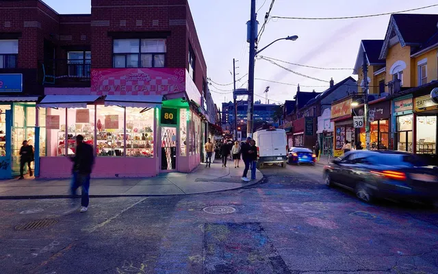 Kensington Market, Dusk