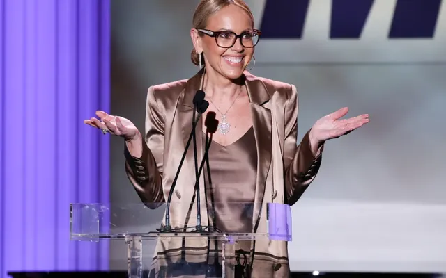Naomi Bulochnikov-Paul Celebrated for Grace and Resilience at Race to Erase MS Gala: ‘I Live It Openly’