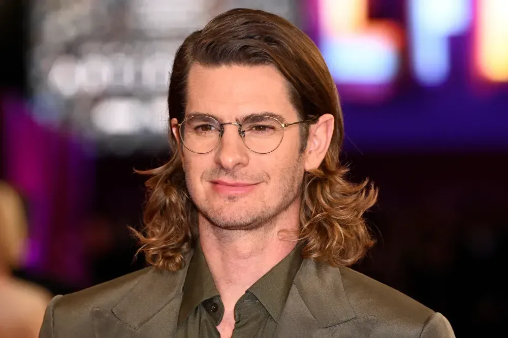 Andrew Garfield Reacts to Oscar Buzz as ‘Artificial’ Gets Resounding London Reception: ‘So Flattered That Anyone Is Go…