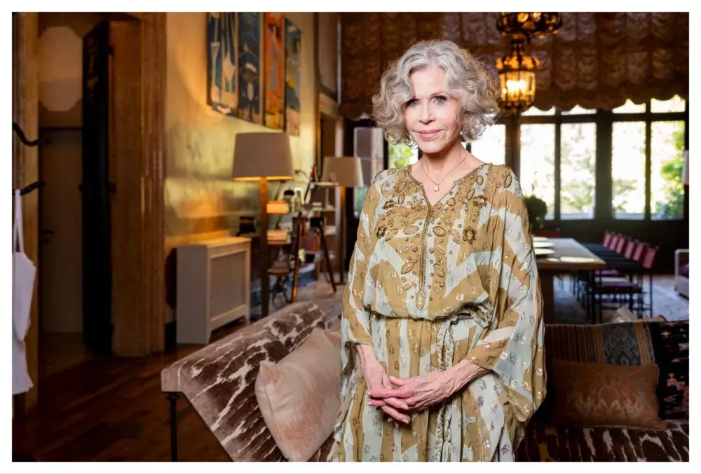 Jane Fonda on Paramount-Warner Bros. Merger, Trump and Tech Bros’ Desire for Longevity ‘While They’re Killing the Rest…