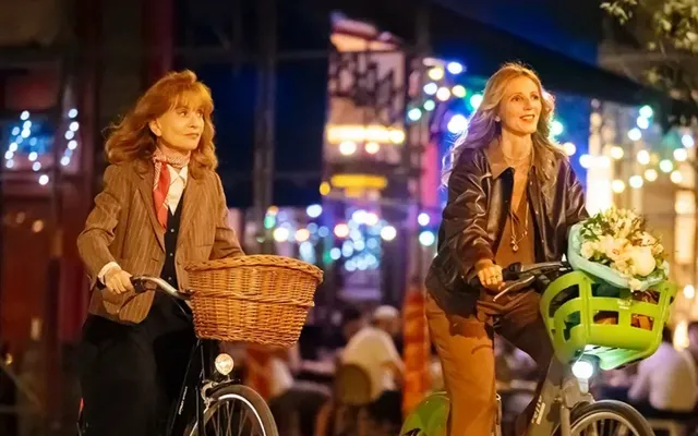 ‘All About Corinne’ Review: Isabelle Huppert Stalks Sandrine Kiberlain in a Witty, Deliciously Acted French Industry S…