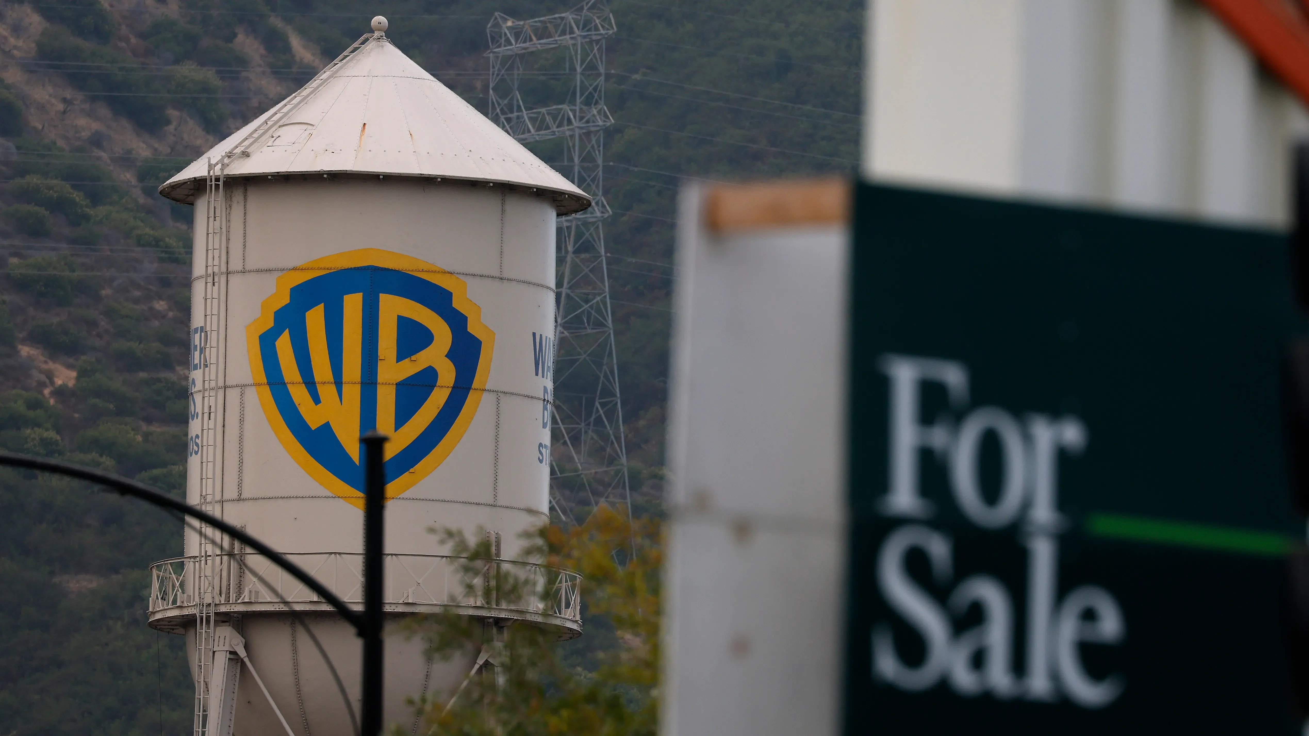 Paramount Settlement Talks Progress but AGs Push for Tougher Terms