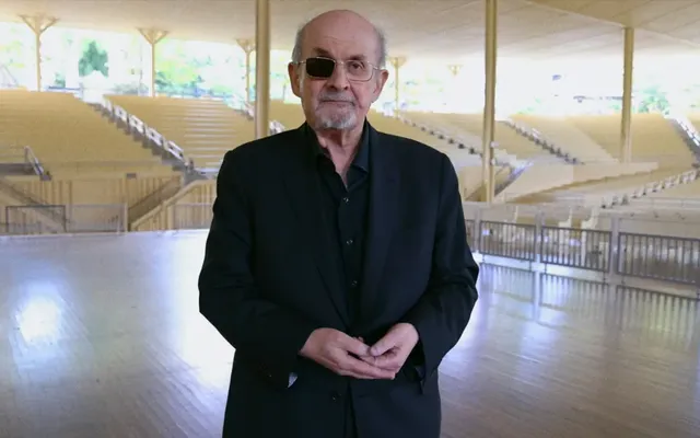 ‘Knife: The Attempted Murder of Salman Rushdie’ Review: Alex Gibney Profiles the Controversial Author During His Harro…