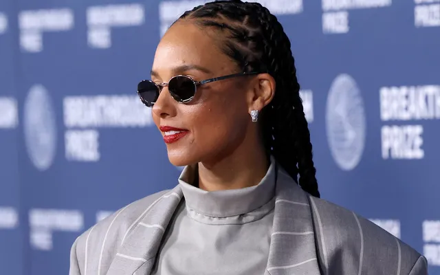 Music Industry Moves: Alicia Keys Signs With CAA in All Areas; SONA’s Emerging Songwriter Award Nominations Now Open
