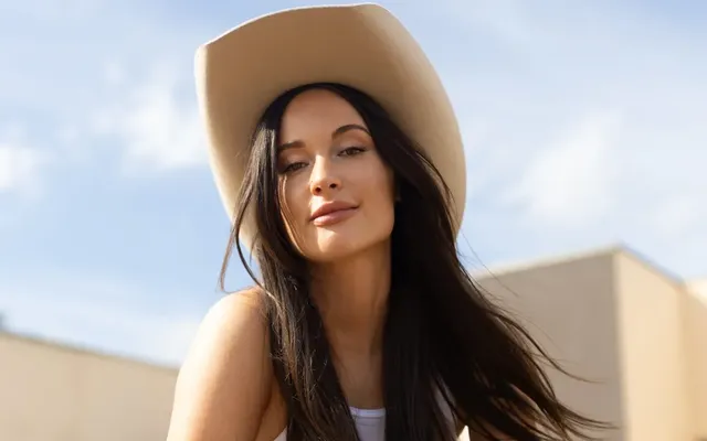 Kacey Musgraves Has Career-Best Opening Week With ‘Middle of Nowhere,’ as Michael Jackson Lands Two Albums in the Top…