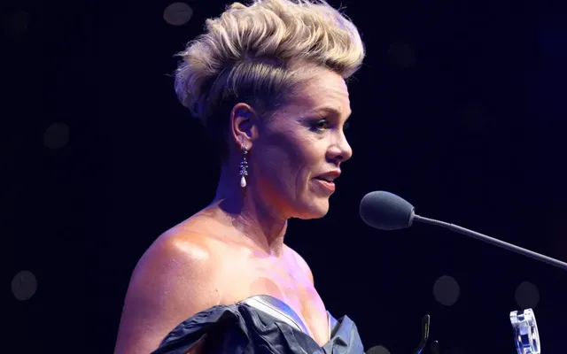 Pink Explains Slamming Macklemore’s Pro-Palestine Performances, Acknowledges Heavy Backlash: ‘I’m Standing Up for My O…