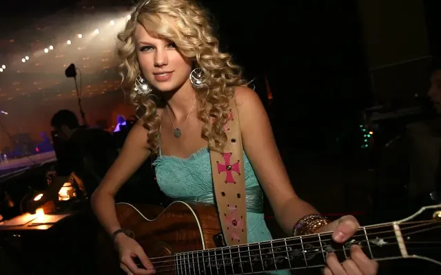 Happy 20th Birthday, ‘Debut’! A Revealing Look Back at Taylor Swift’s First Album, Via a Previously Unpublished Q&A: ‘…