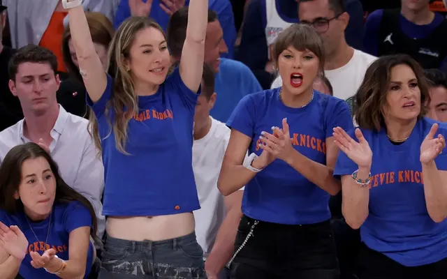 Mariska Hargitay on Being Courtside for Knicks Game 4 Win: ‘Honored’ and ‘Grateful’ to Say ‘I Was There’