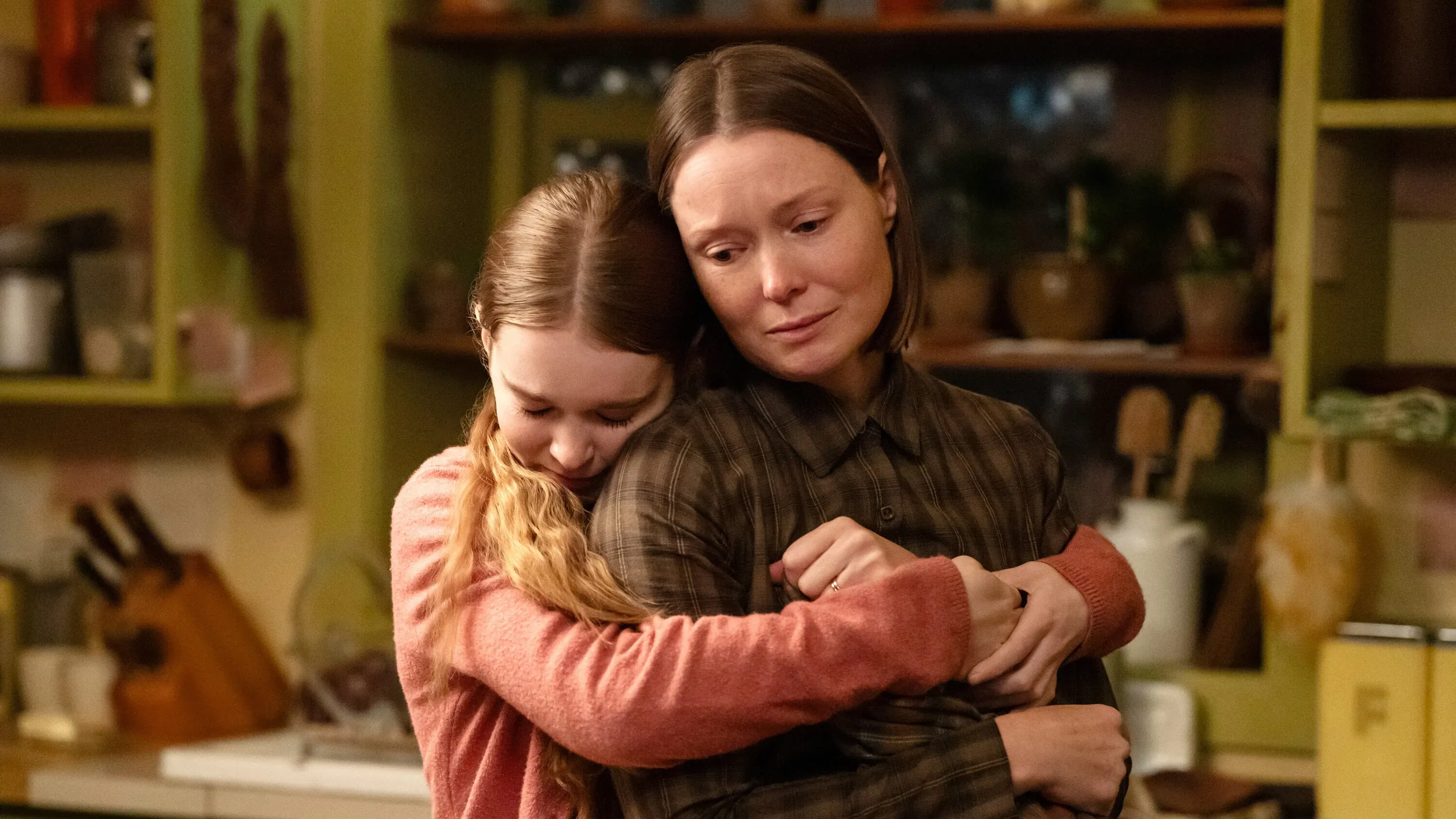 ‘Carrie’ Star Samantha Sloyan on Modernizing an Iconic Evil Mom, Playing a Character Who ‘Chooses Violence’ and Being…