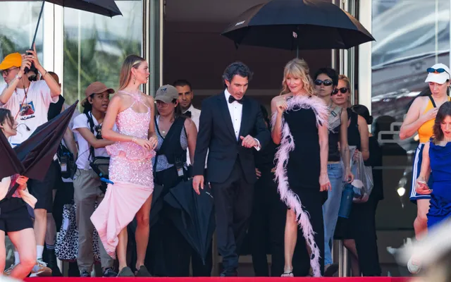 ‘The White Lotus’ Recreates Dramatic Cannes Closing Night With Laura Dern, Steve Coogan, Ari Graynor and Max Greenfield