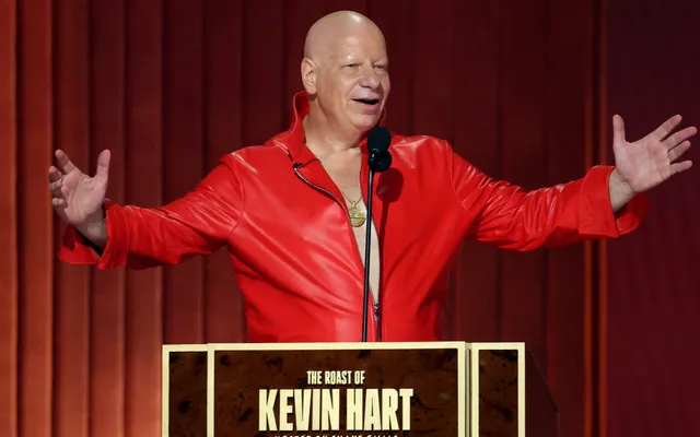 Jeff Ross on the ‘Real Tension’ Behind the ‘Roast of Kevin Hart,’ His Favorite Cut Joke and Who He Wants to Skewer Nex…
